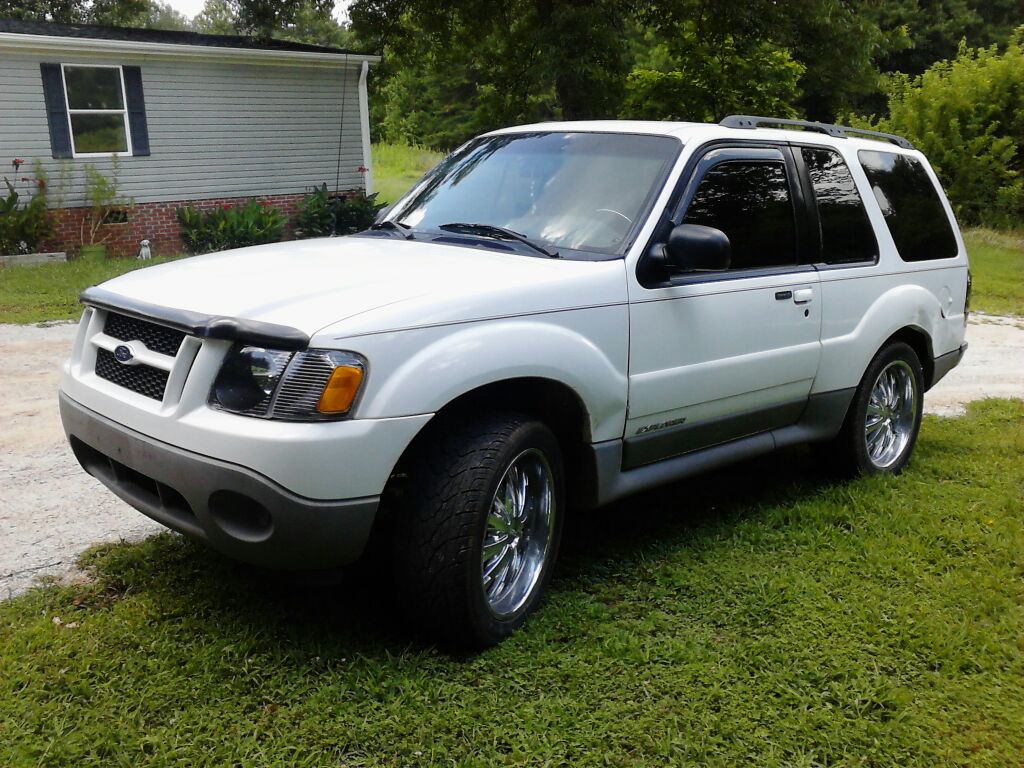 Ford Explorer Sport