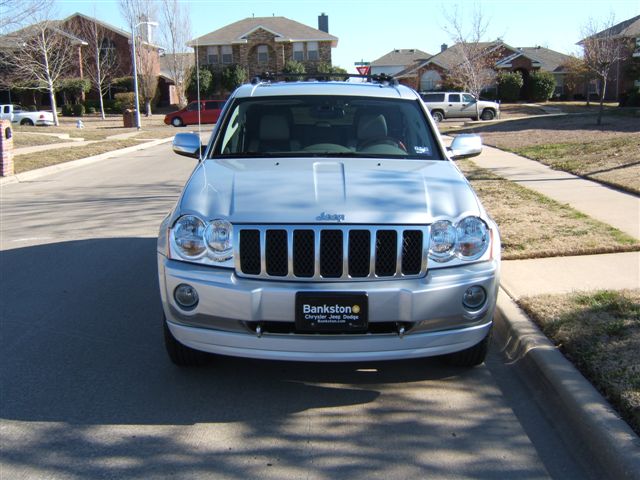 Jeep Grand Cherokee Hemi Overland