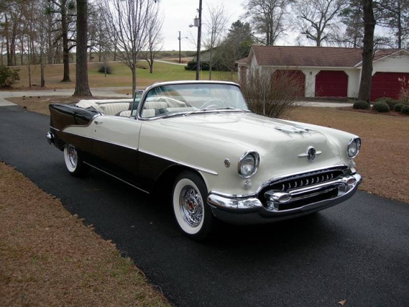 Oldsmobile 88 conv