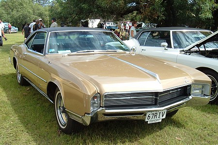 Buick Riviera 57L