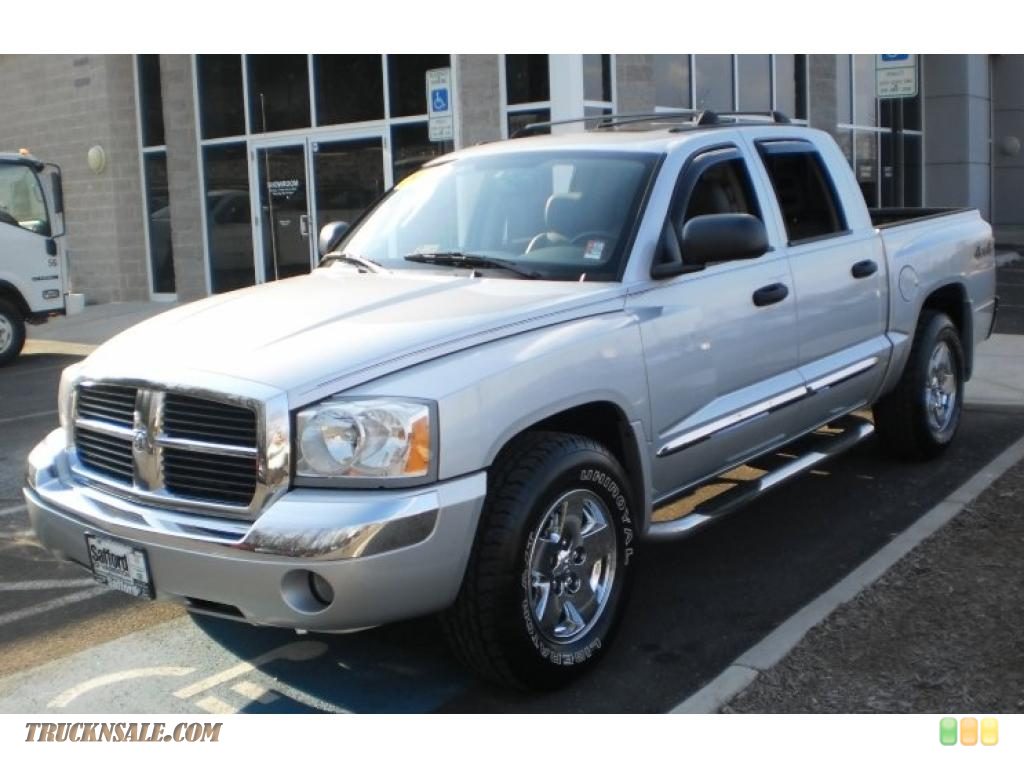 Dodge Dakota Laramie Quad Cab 4x4