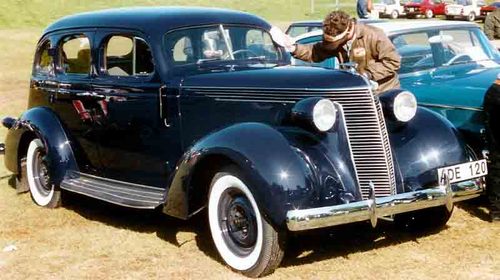 Studebaker Dictator 4-door Sedan