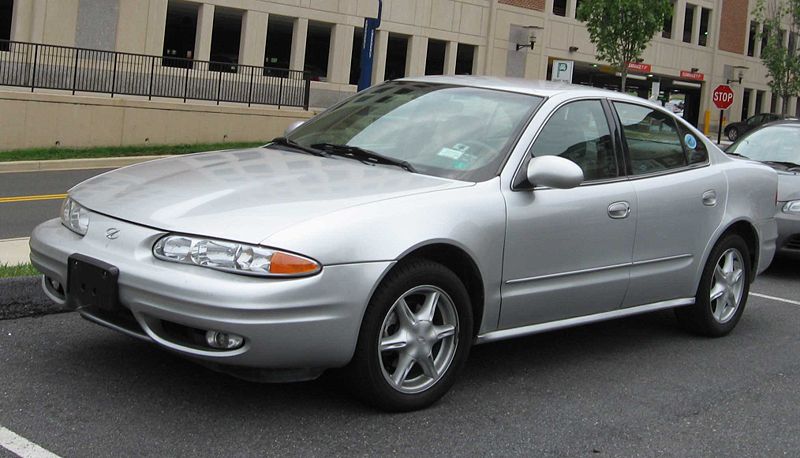 Oldsmobile Alero concept car