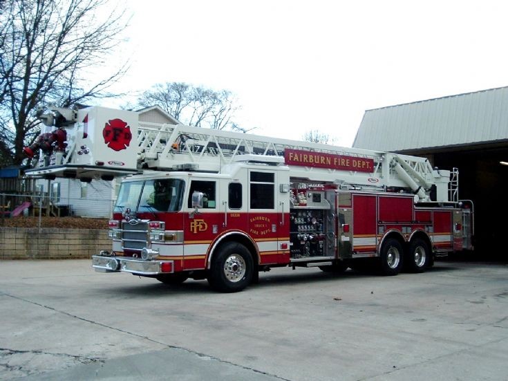 Pierce Ladder truck