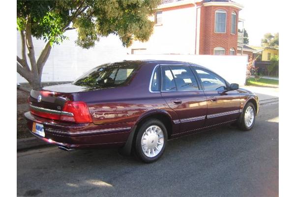 Ford Fairlane Ghia EL