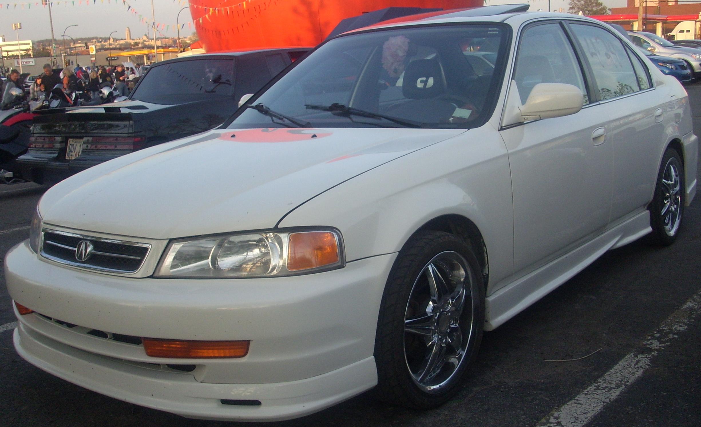 Acura EL