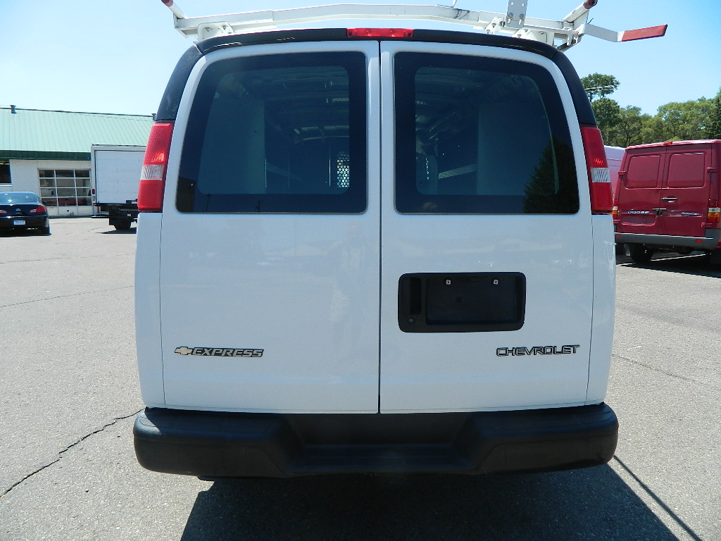 Chevrolet Express Cargo 2500