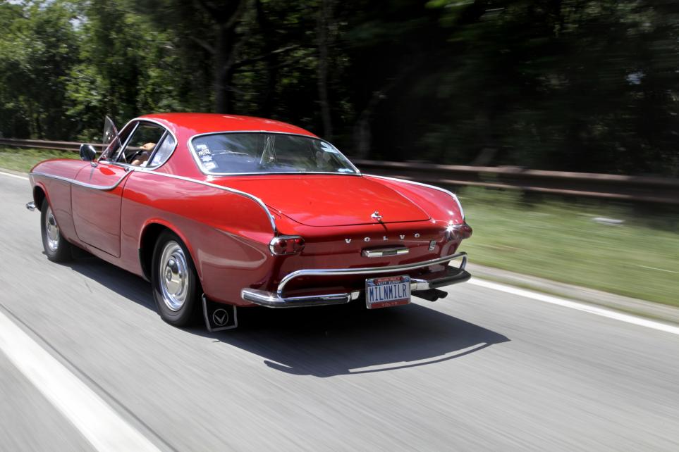 Volvo P1800S