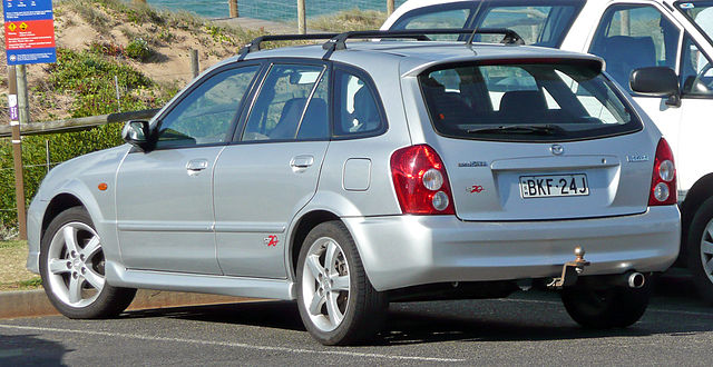 Mazda 323 SP 23