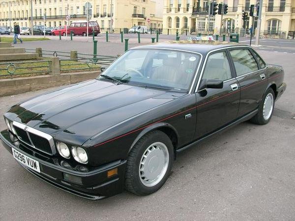 Jaguar XJR 40