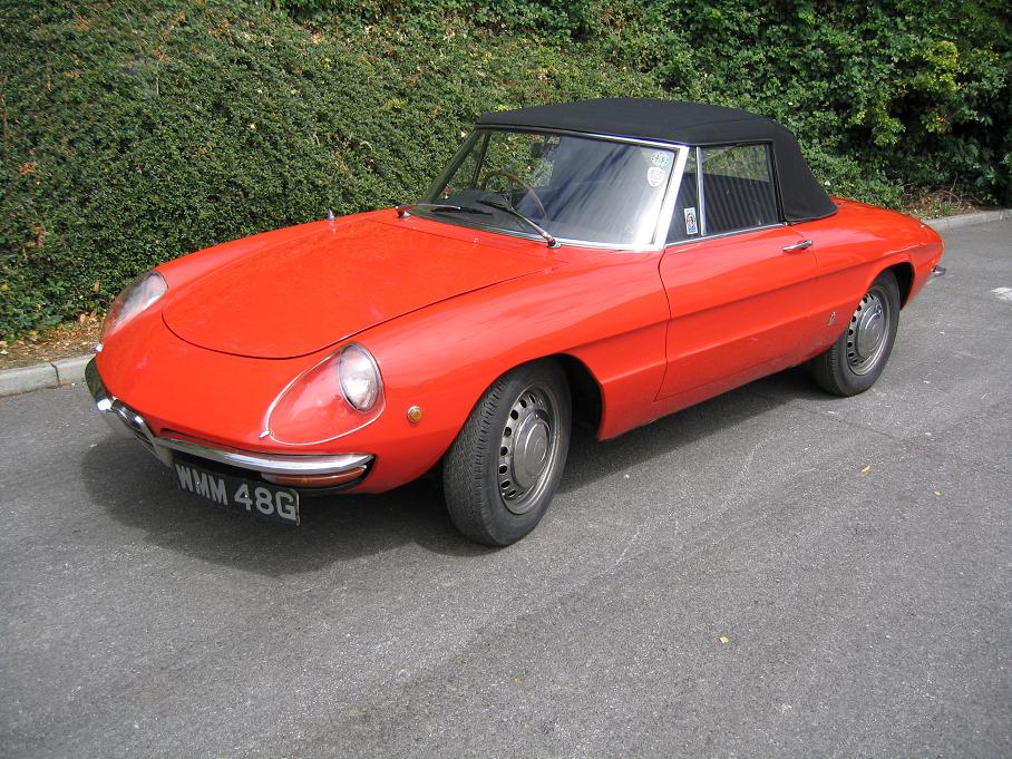 Alfa Romeo 1300 Spider