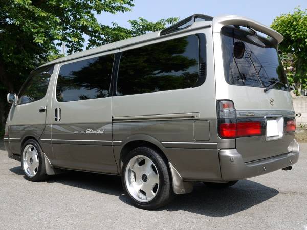 Toyota Hiace Super Custom Limited