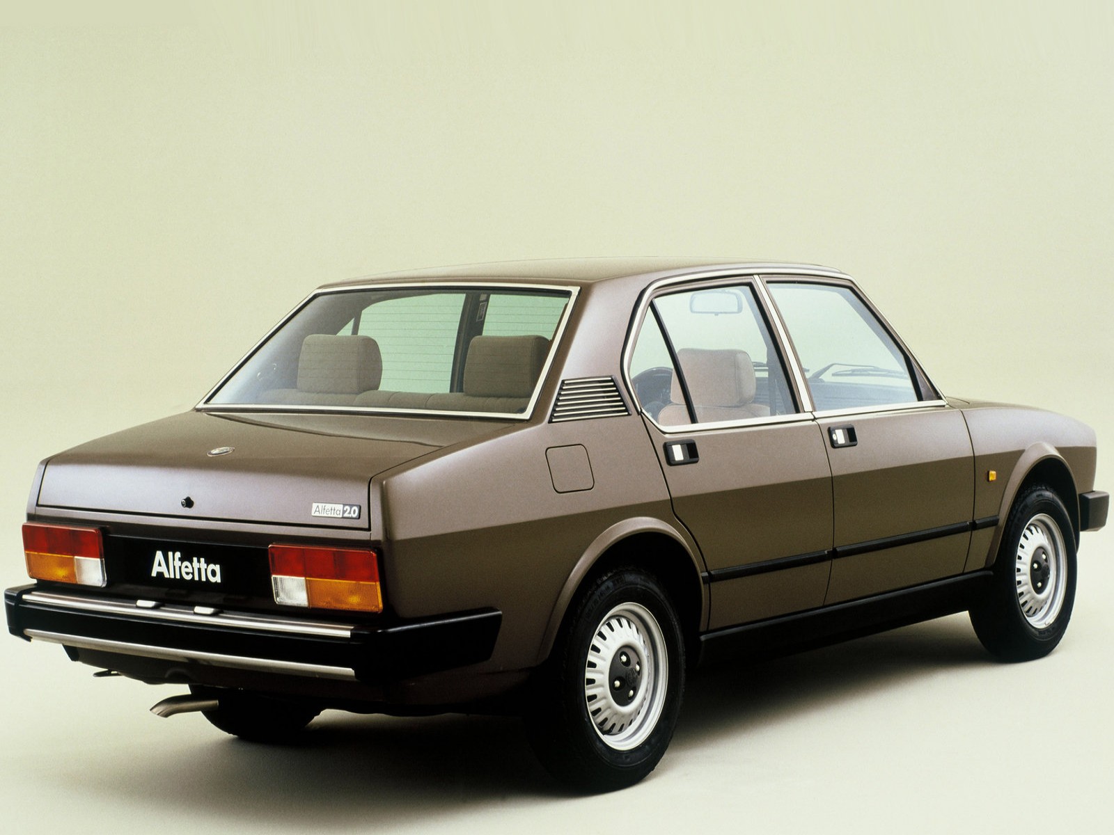 Alfa Romeo Alfetta 20