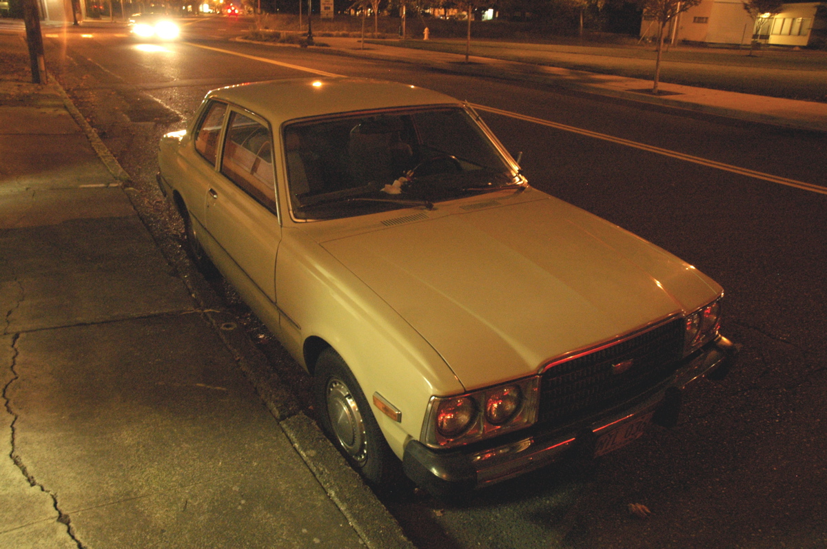 Toyota Corona 18 Sedan