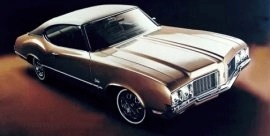 Oldsmobile Cutlass Holiday coupe