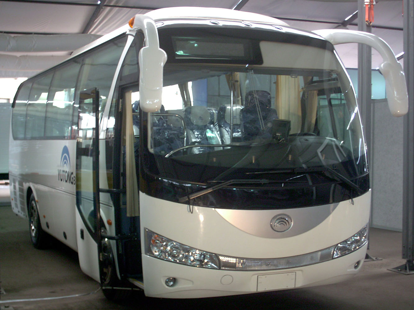 Yutong ZK 6837 D