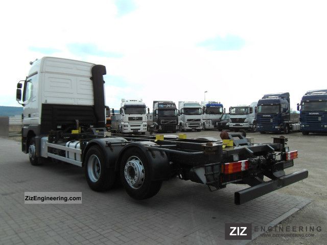 Mercedes-Benz Actros 2544