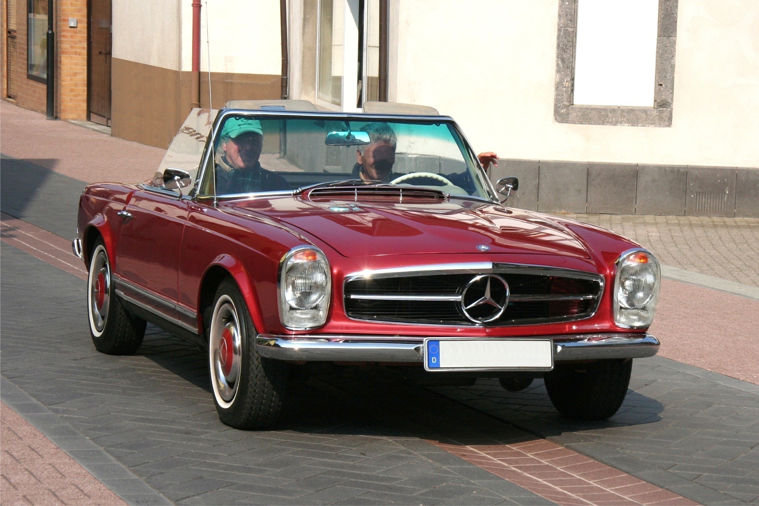 Mercedes-Benz 230 SL