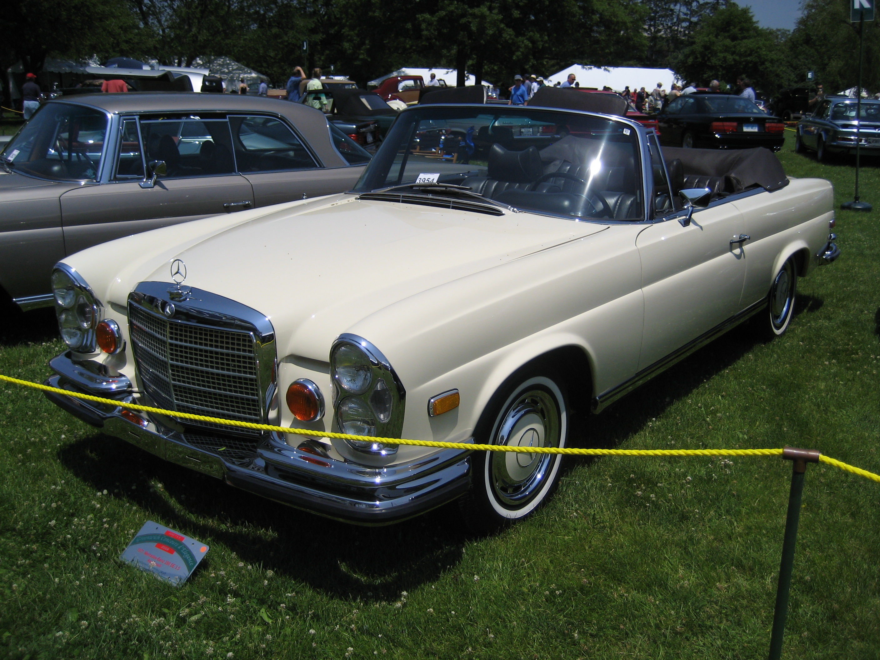 Mercedes-Benz 280