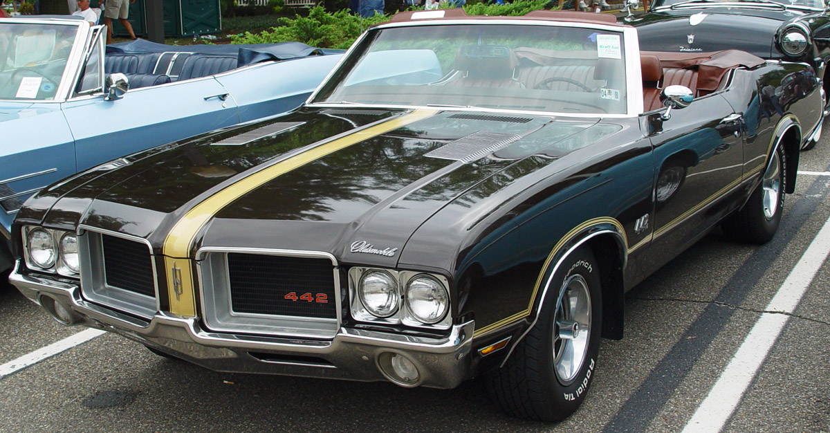 Oldsmobile 442 W30 convertible