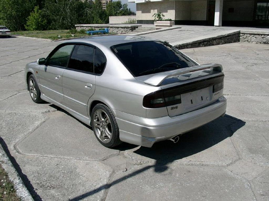 Subaru Legacy B4