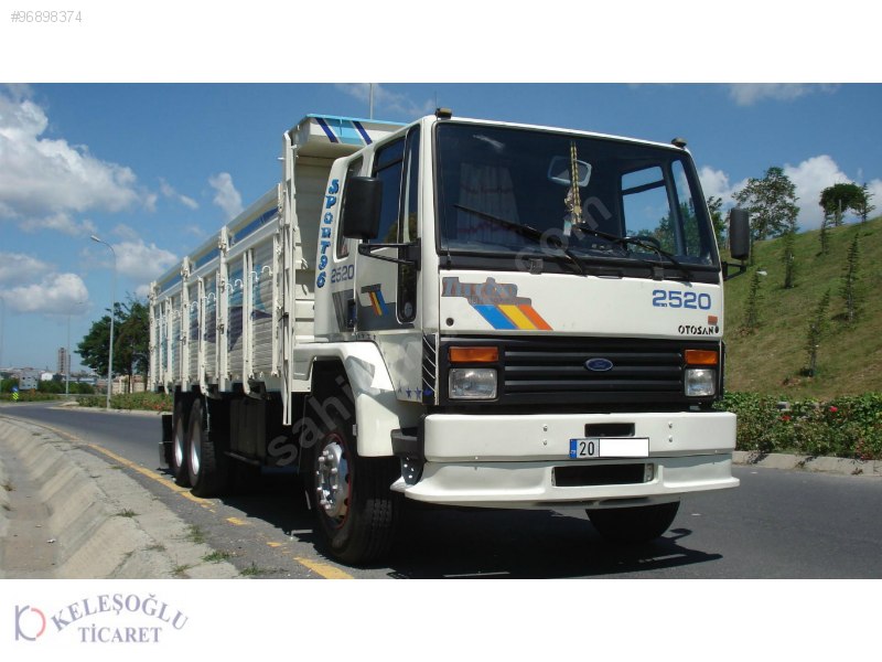 Ford Cargo 2520