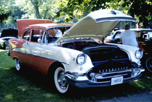 Oldsmobile 88 2dr sedan