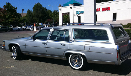 Cadillac Fleetwood wagon