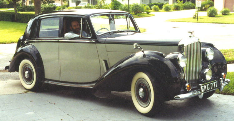 Bentley Mk VI saloon