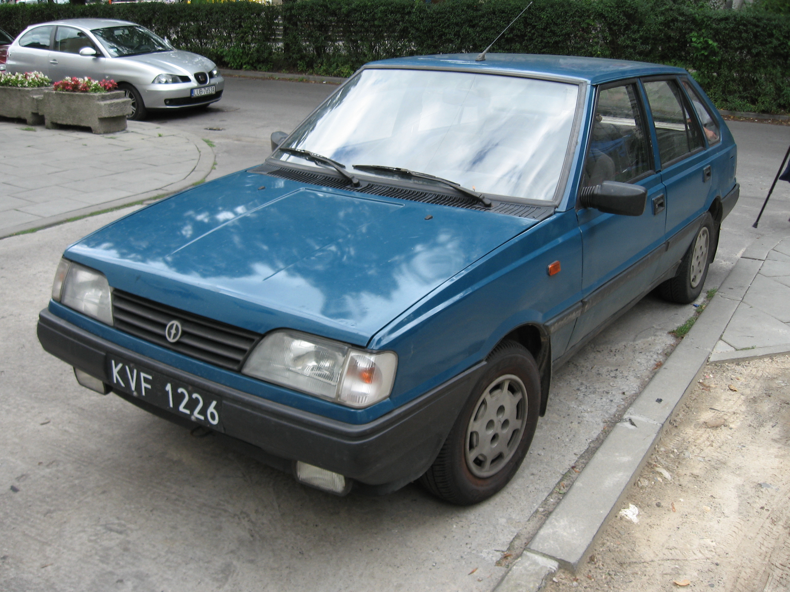 FSO Polonez Caro 16