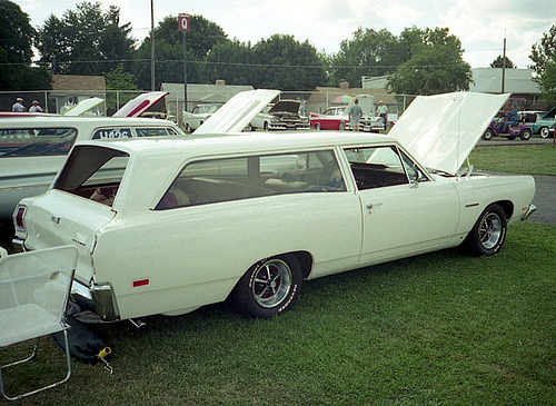 Plymouth Belvedere wagon