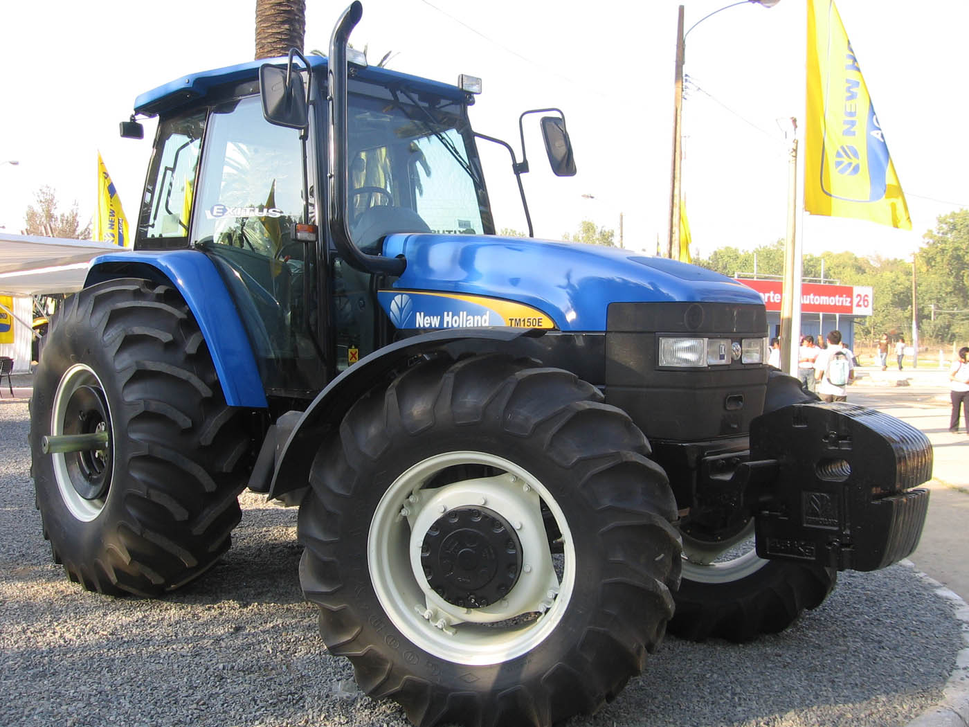 New Holland TM 150E