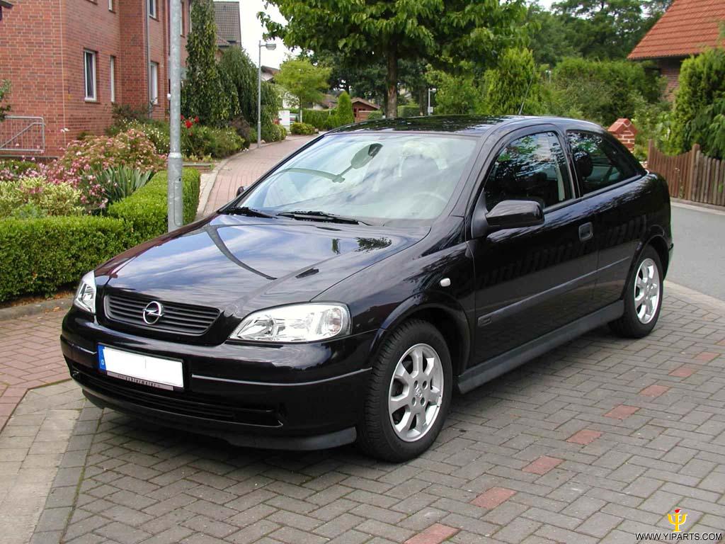 Opel Astra Coup