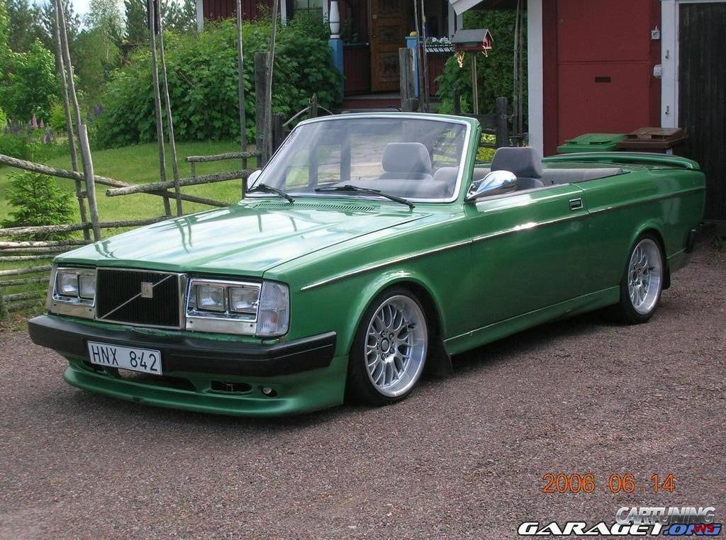 Volvo 242L