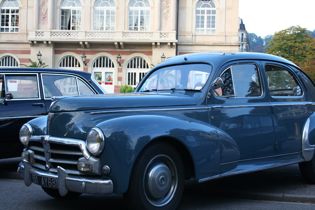 Peugeot 203