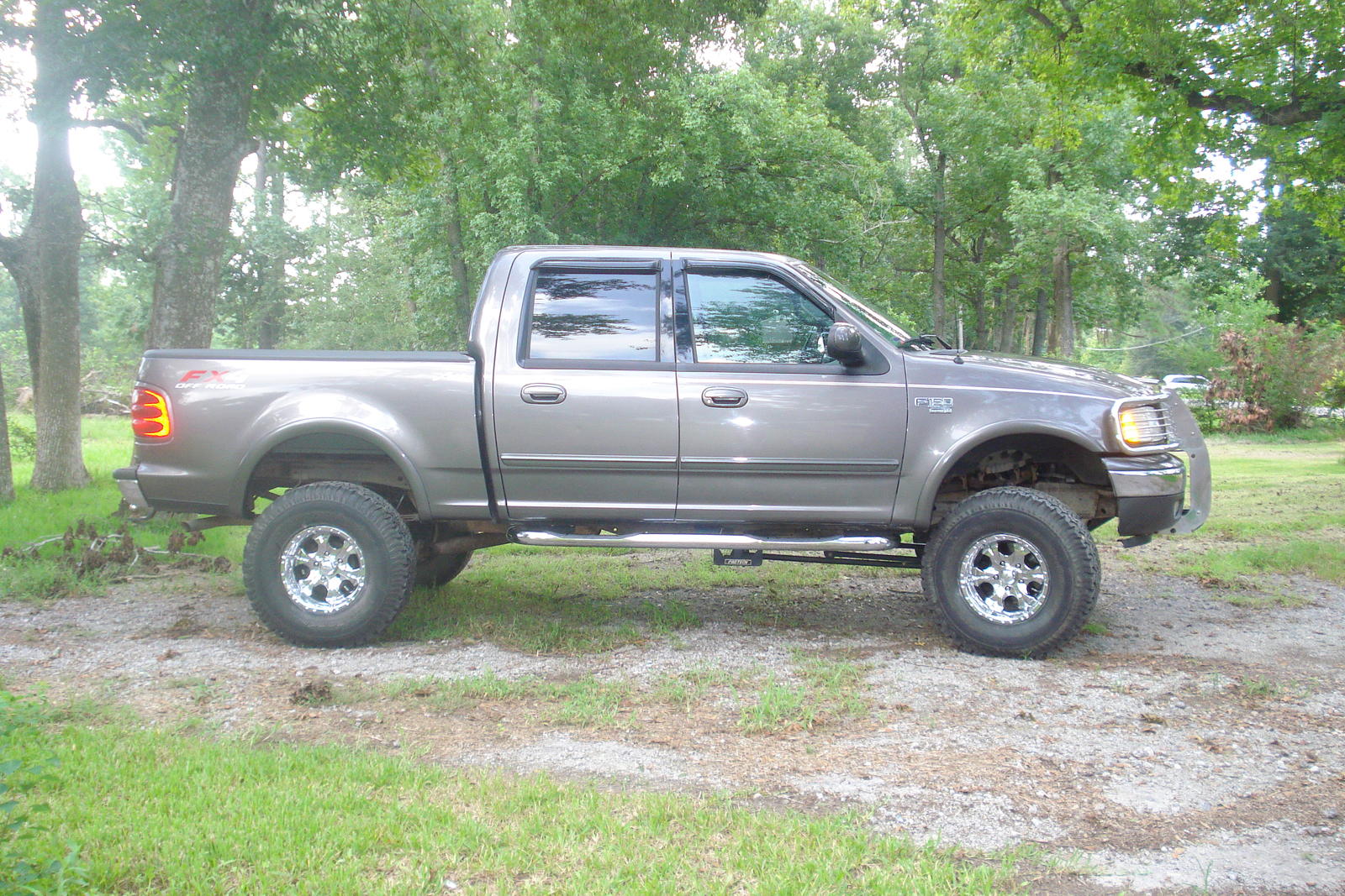 Ford F-150 Lariat SuperCrew