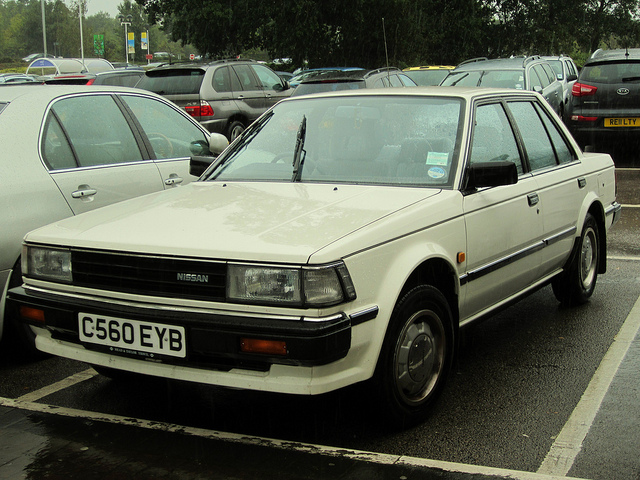 Nissan Bluebird 20 SE Saloon