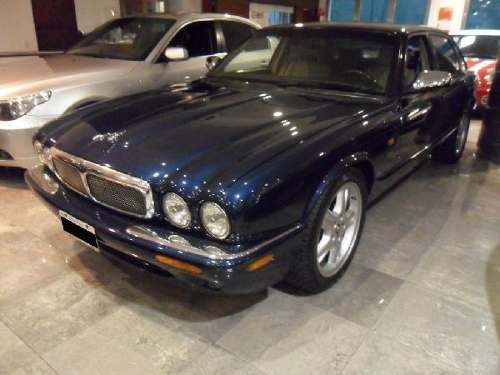 Jaguar XJR 40