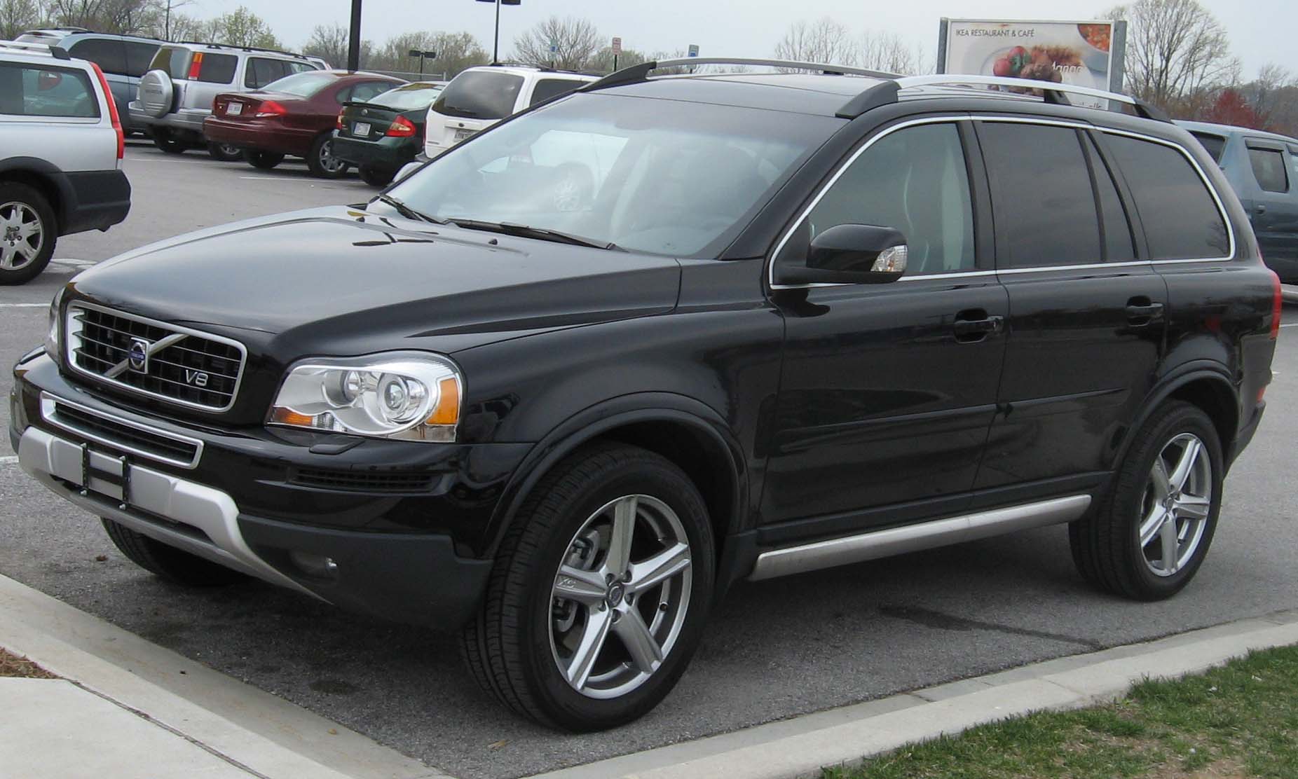 Volvo XC 90 V8