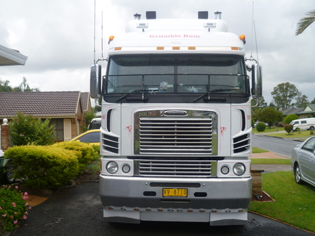 Freightliner Argosy 6x4