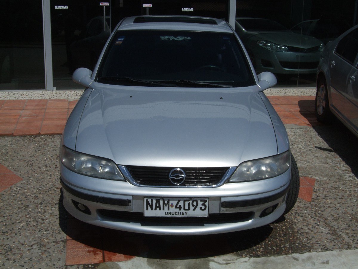 Chevrolet Vectra 22