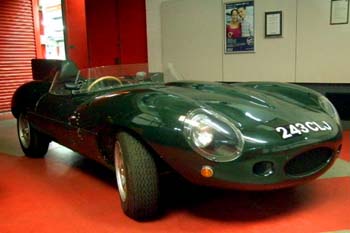 Jaguar D-Type Replica