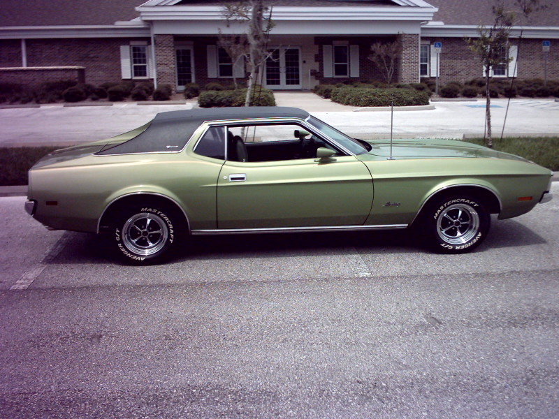 Ford Mustang Grande