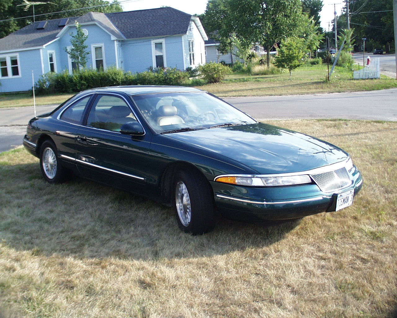 Lincoln Continental MK VIII