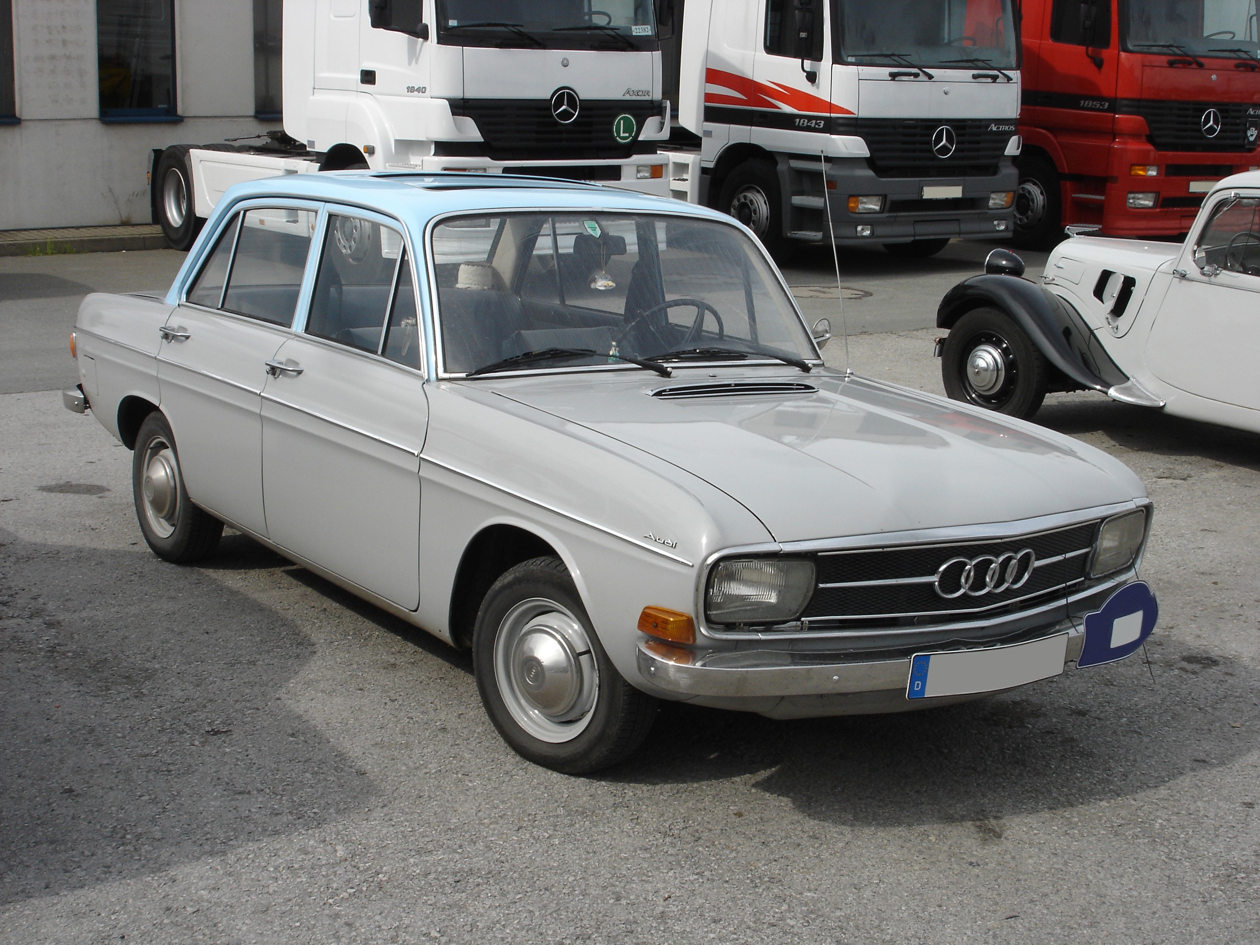 Audi 60