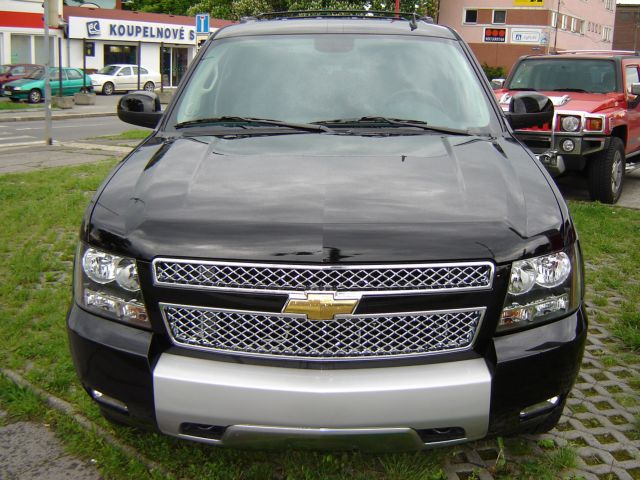 Chevrolet Suburban LT FlexiFuel