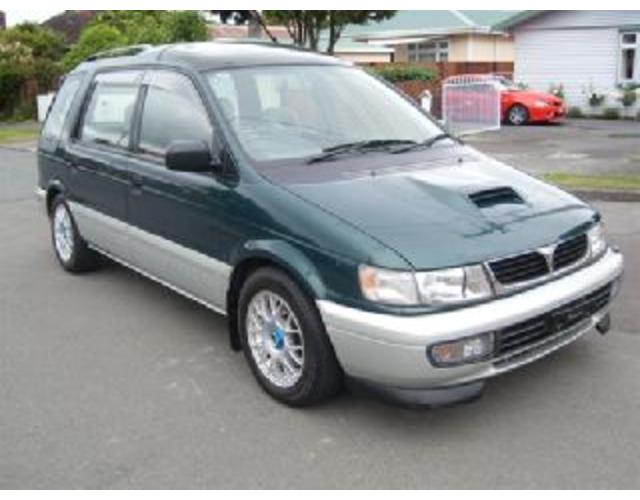 Mitsubishi Chariot ME 4WD