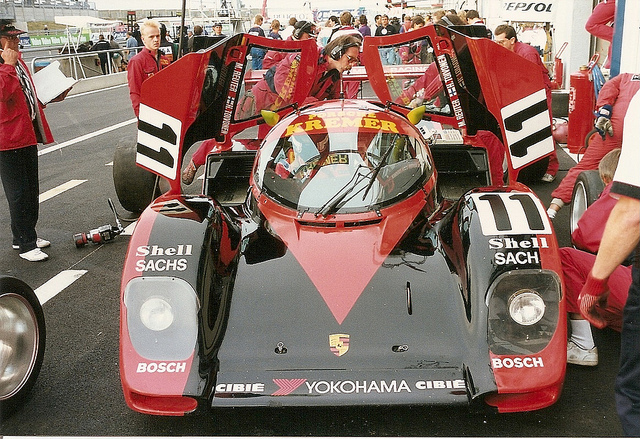 Porsche 962 Kremer CK6