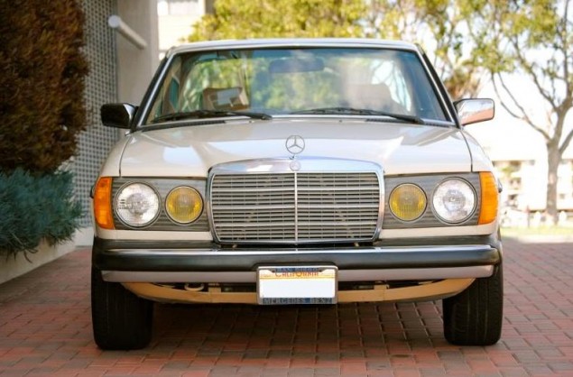 Mercedes-Benz 300CD