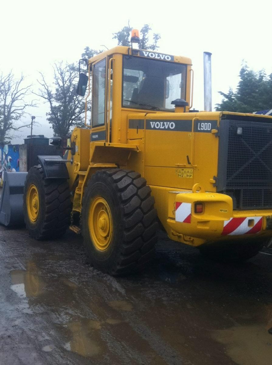 Volvo L90D